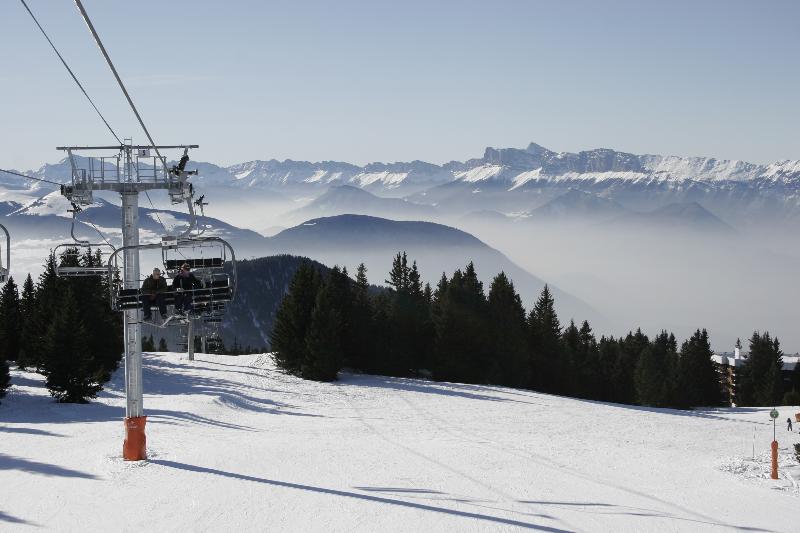Ecrin Des Neiges Lejlighedshotel Chamrousse Eksteriør billede